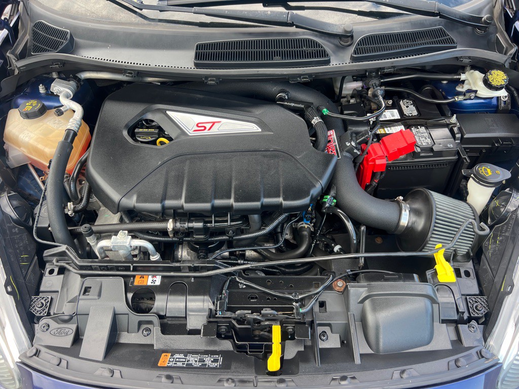 2016 Ford Fiesta Image 40