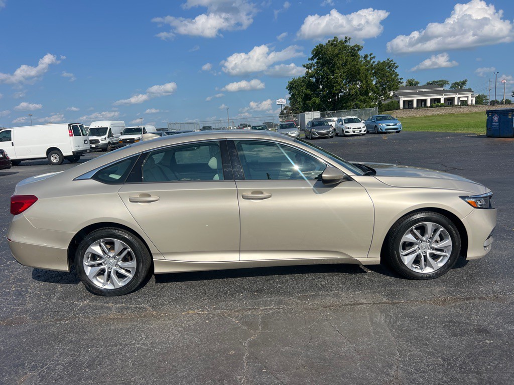 2018 Honda Accord Image 8