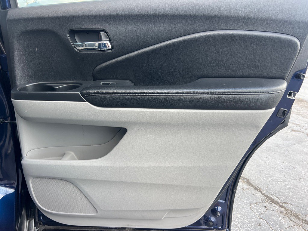 2016 Honda Pilot Image 17