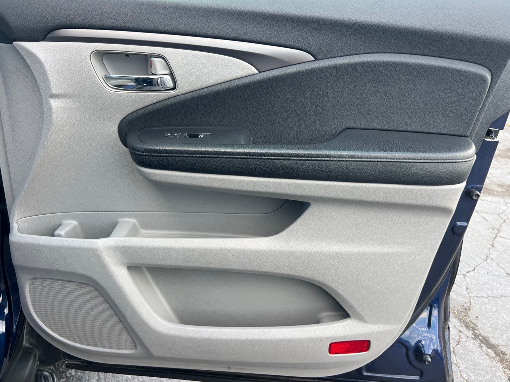 2016 Honda Pilot Image 21