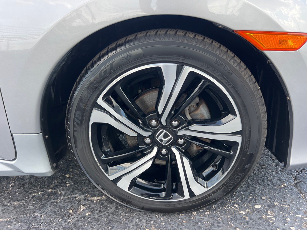2016 Honda Civic Image 39