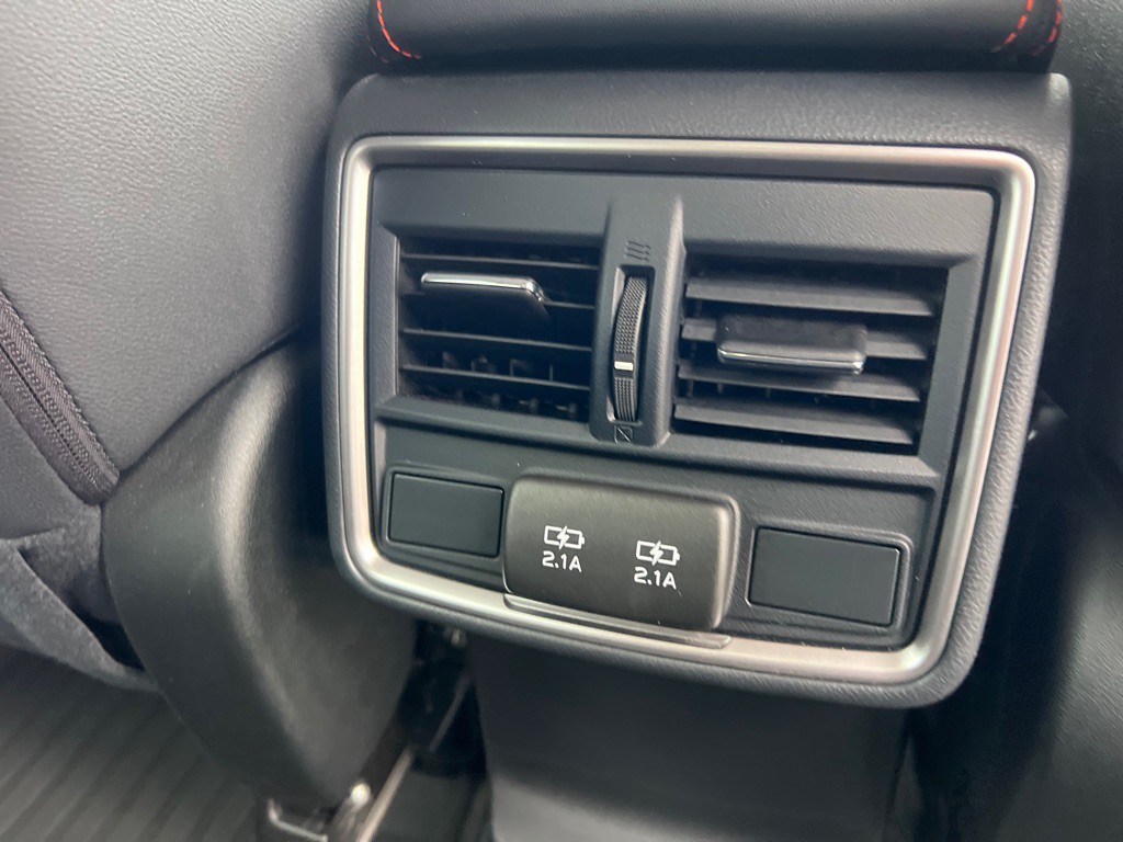 2020 Subaru Forester Image 17