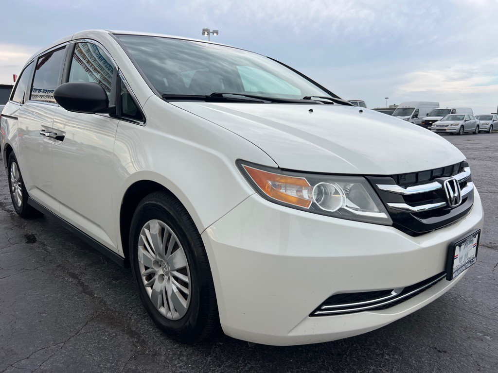 2015 Honda Odyssey Image 1