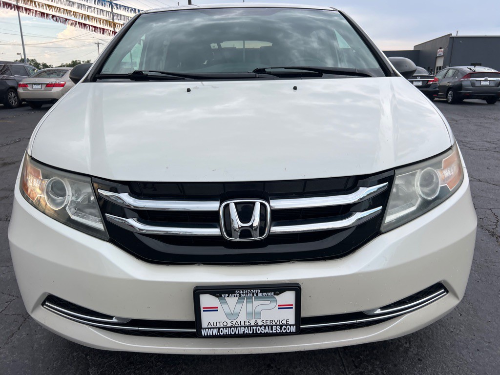 2015 Honda Odyssey Image 2