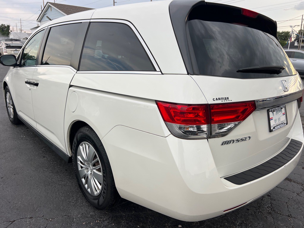 2015 Honda Odyssey Image 5