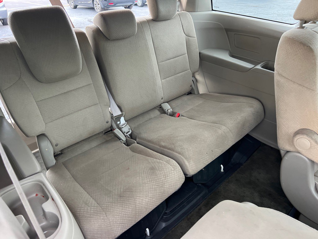 2015 Honda Odyssey Image 15