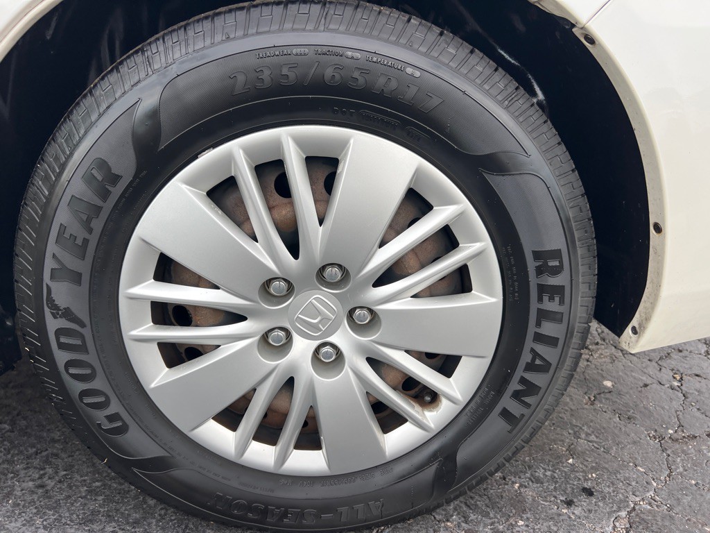 2015 Honda Odyssey Image 38