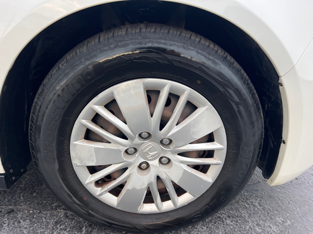 2015 Honda Odyssey Image 40