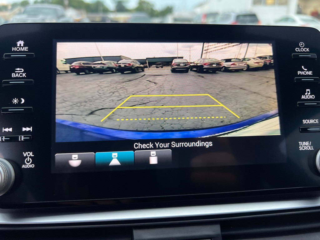 2018 Honda Accord Image 32