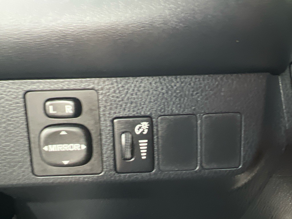 2016 Toyota Rav4 Image 28
