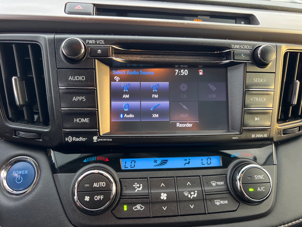 2016 Toyota Rav4 Image 32