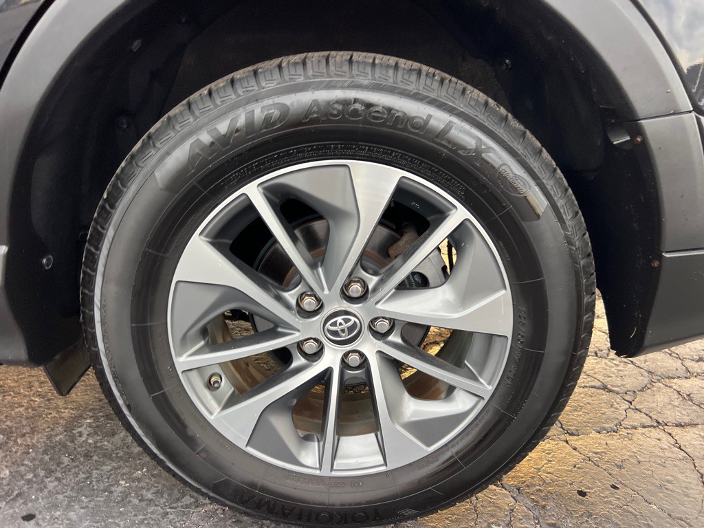 2016 Toyota Rav4 Image 41