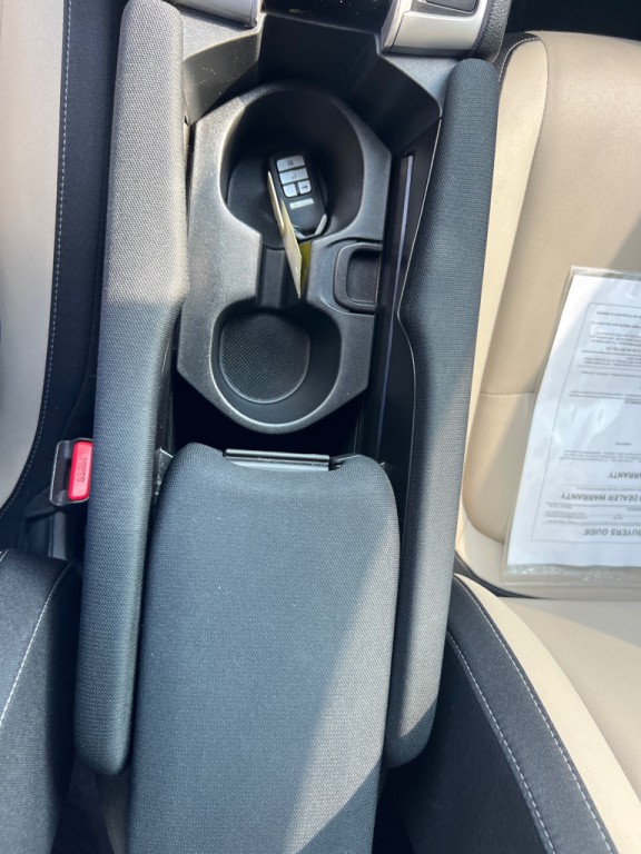2016 Honda Civic Image 34