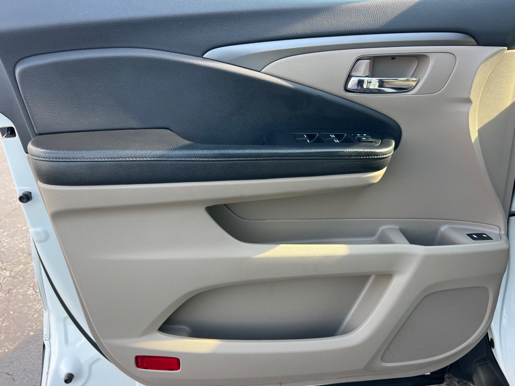 2018 Honda Pilot Image 10