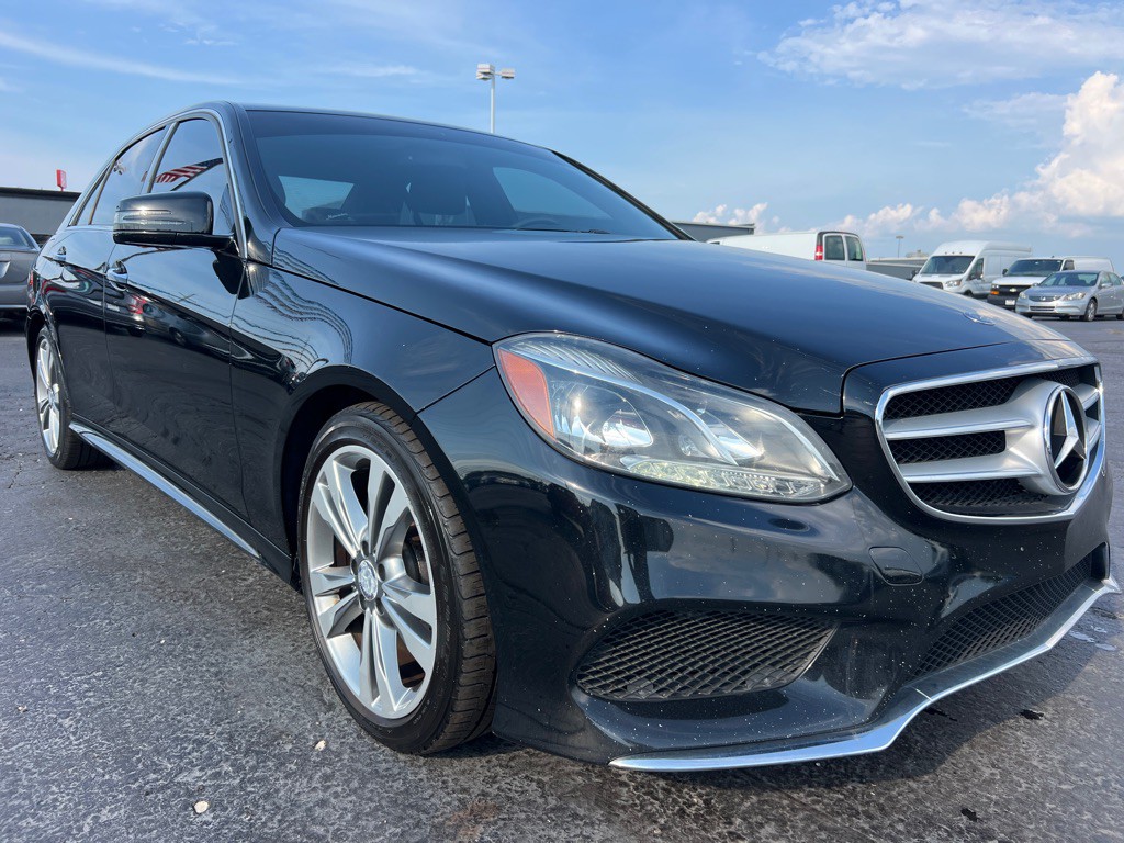 2014 Mercedes-Benz E-Class Image 1