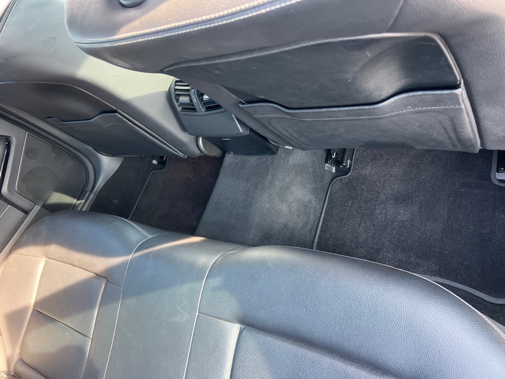 2014 Mercedes-Benz E-Class Image 16