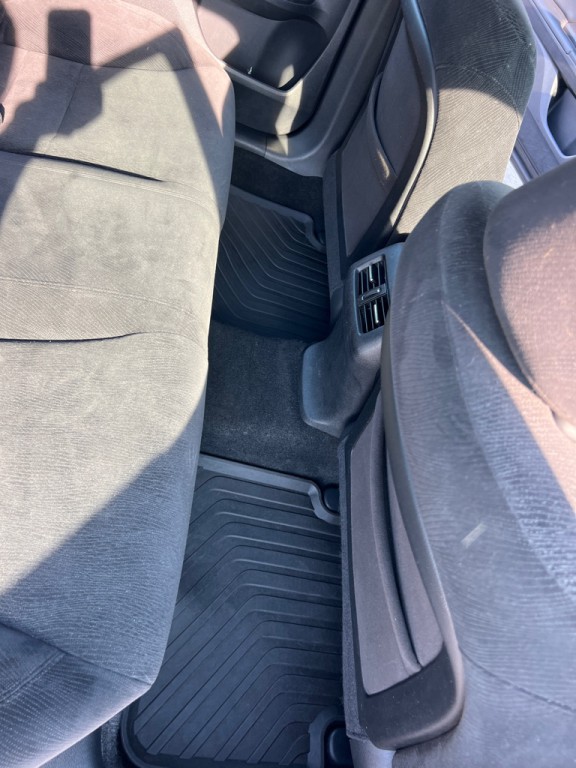 2013 Honda Accord Image 17