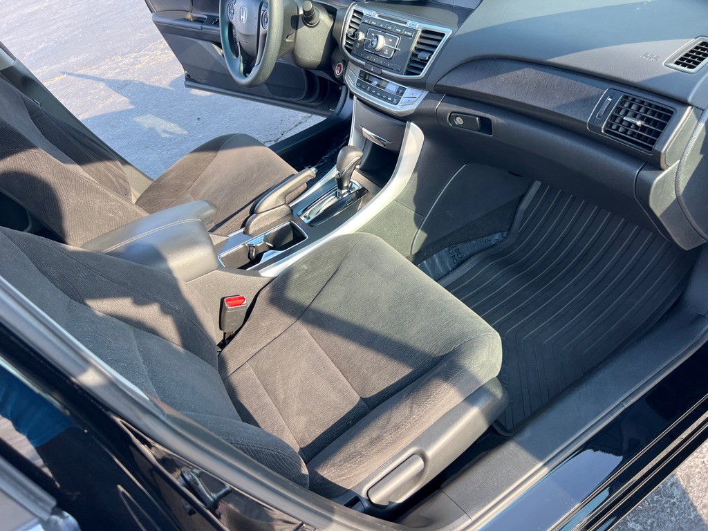 2013 Honda Accord Image 20