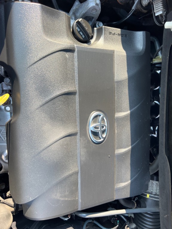 2015 Toyota Sienna Image 46