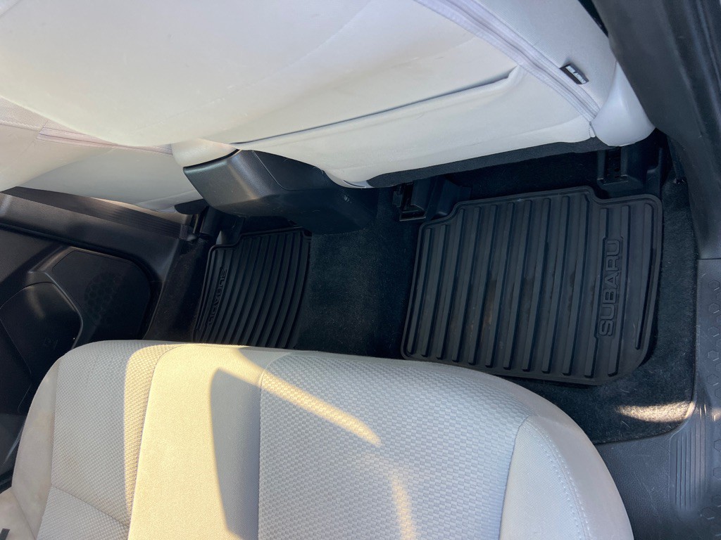 2016 Subaru Forester Image 16