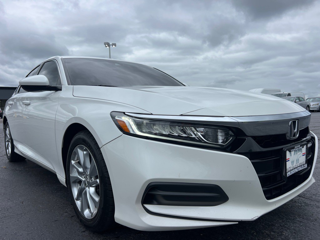 2018 Honda Accord Image 1