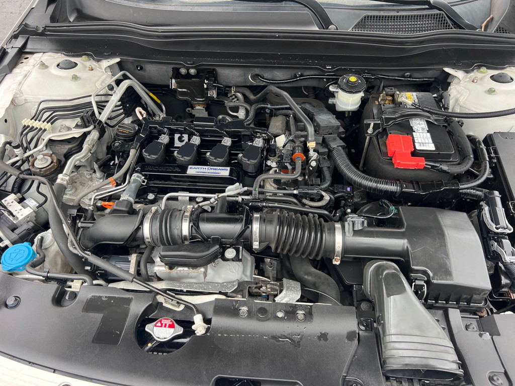 2018 Honda Accord Image 44