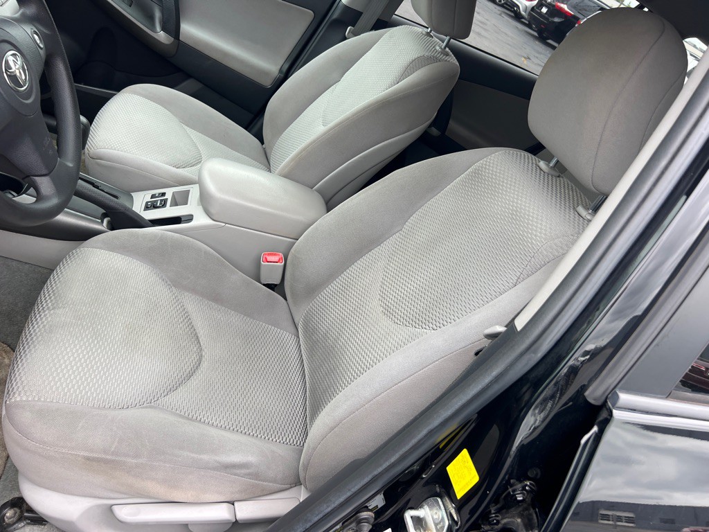 2011 Toyota Rav4 Image 11