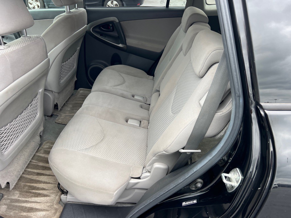2011 Toyota Rav4 Image 13