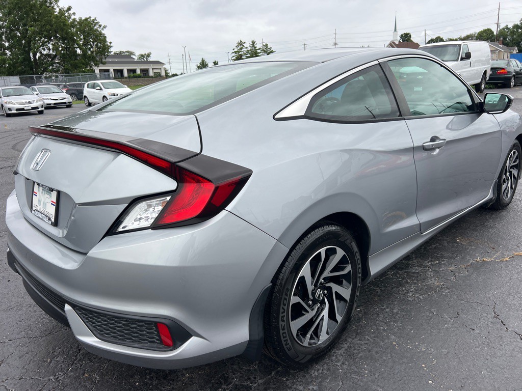 2016 Honda Civic Image 7