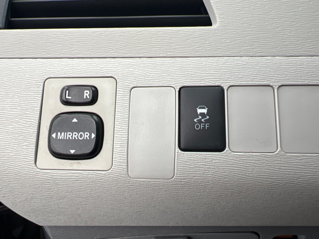 2013 Toyota Sienna Image 29