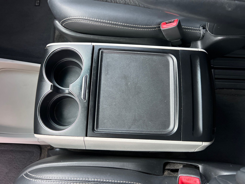 2013 Toyota Sienna Image 37