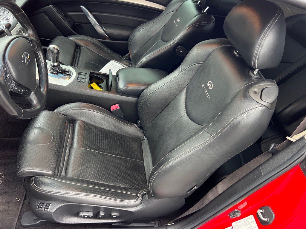 2008 INFINITI G37 Image 11