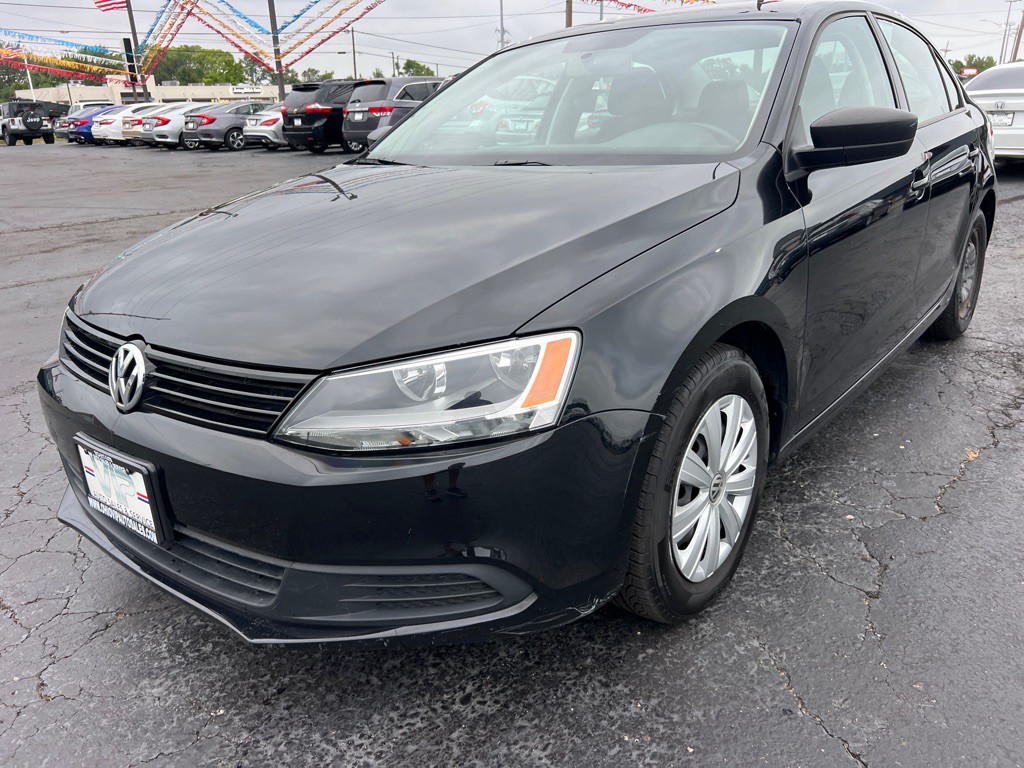 2011 Volkswagen Jetta Image 3