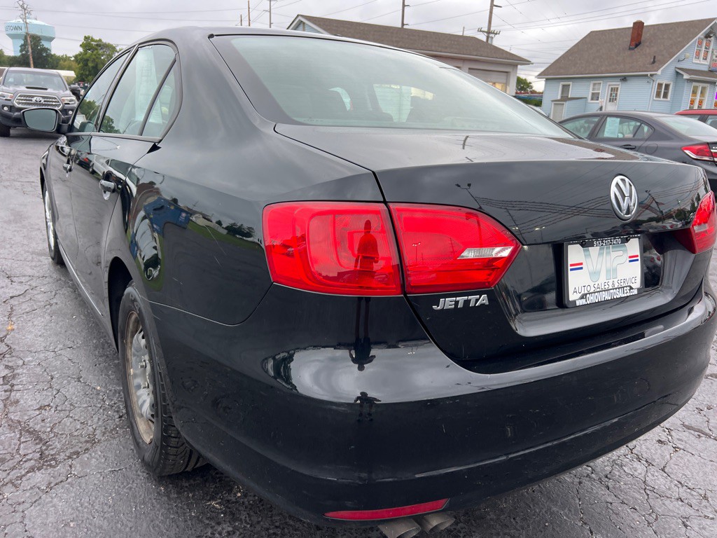 2011 Volkswagen Jetta Image 5