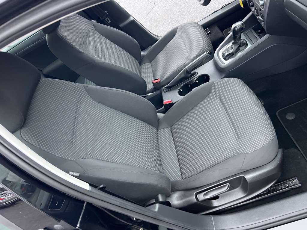 2011 Volkswagen Jetta Image 19