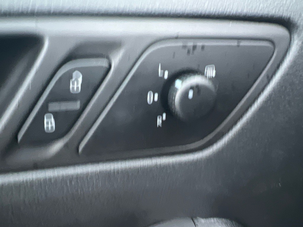2011 Volkswagen Jetta Image 24