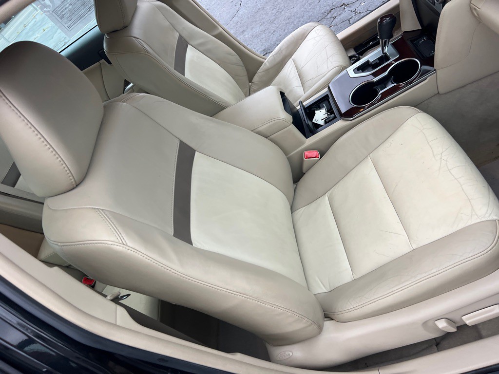 2012 Toyota Camry Image 20