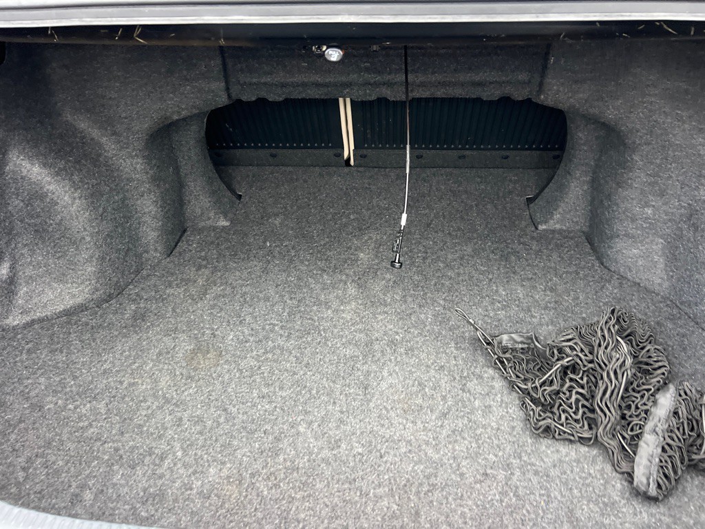 2012 Toyota Camry Image 22