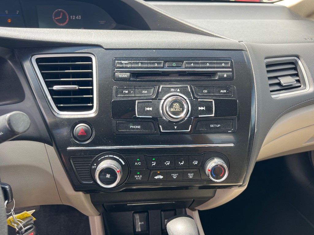 2013 Honda Civic Image 25