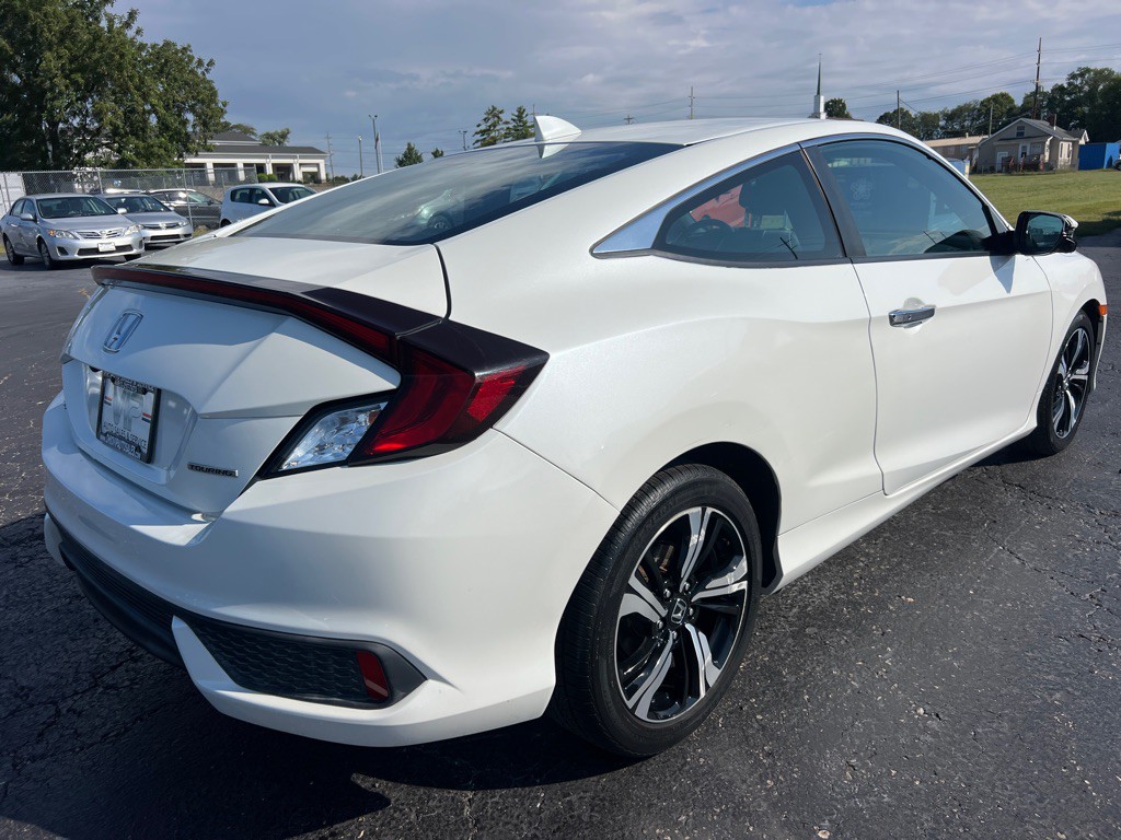 2017 Honda Civic Image 7