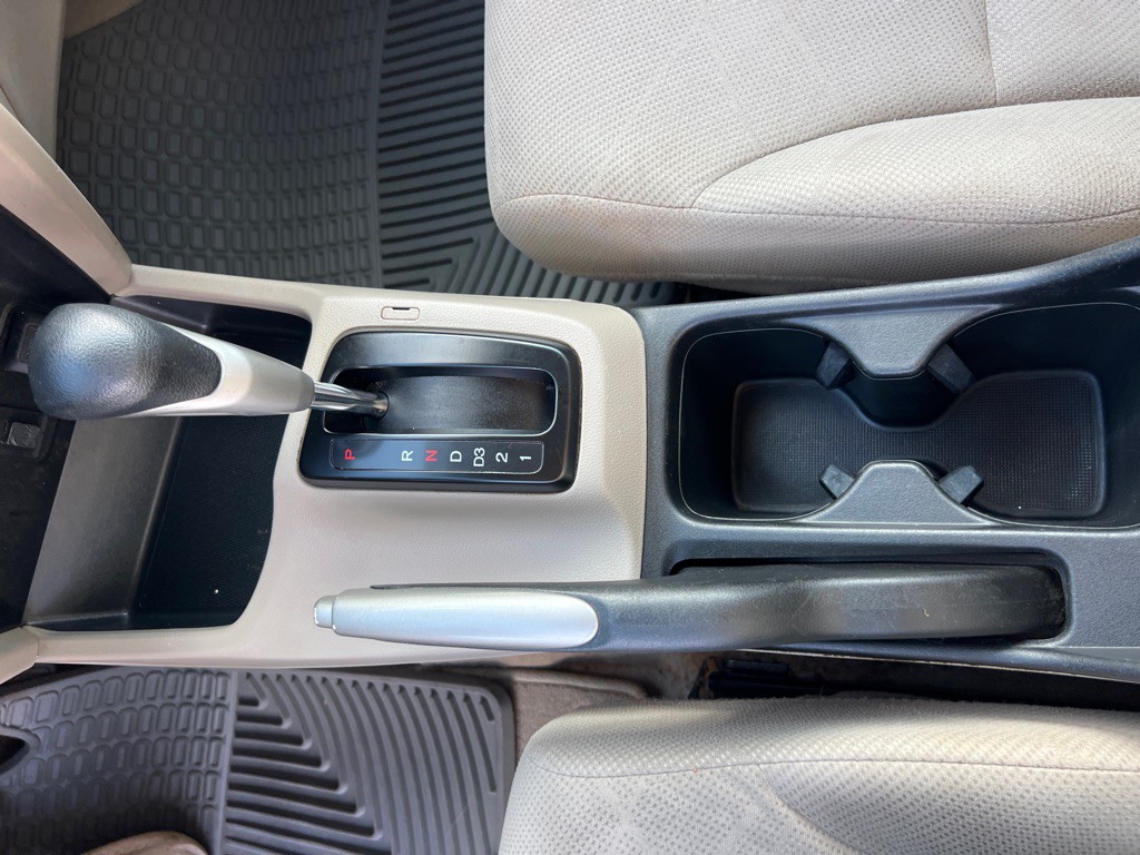 2012 Honda Civic Image 31