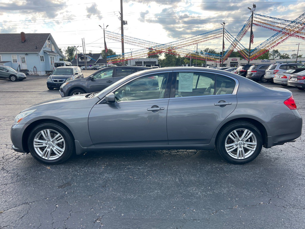 2012 INFINITI G37 Image 4