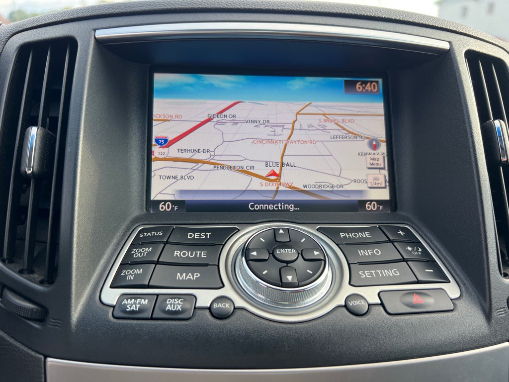 2012 INFINITI G37 Image 30