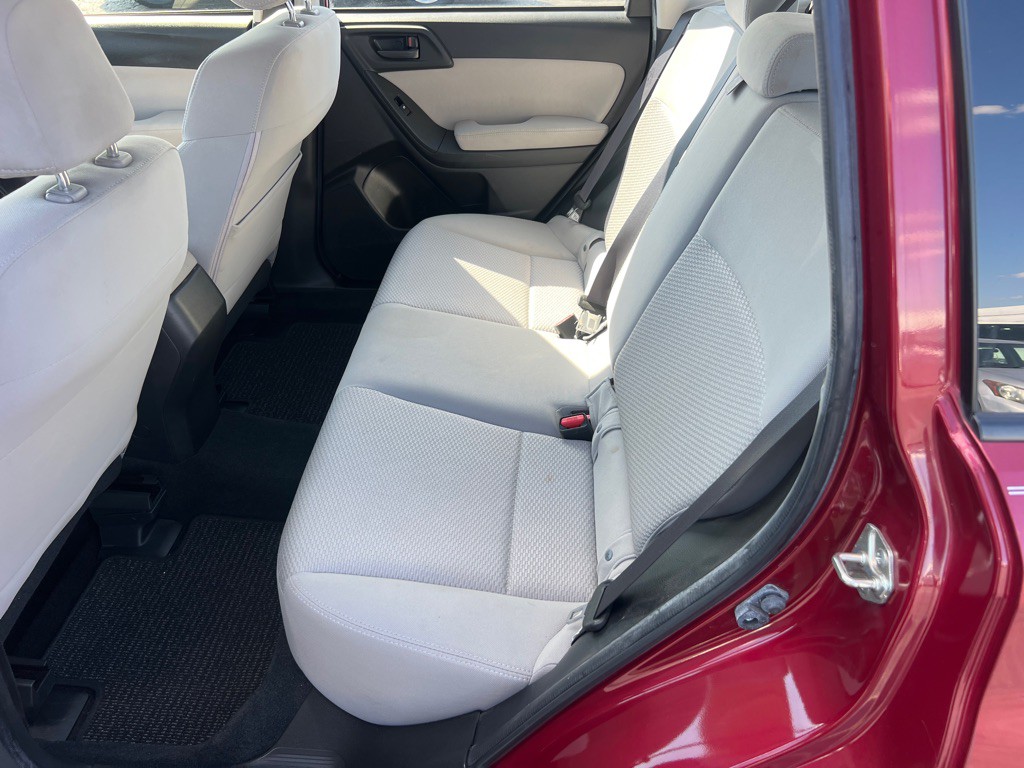 2014 Subaru Forester Image 13