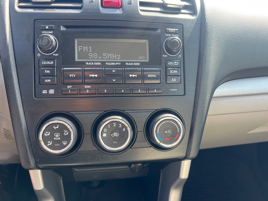2014 Subaru Forester Image 31