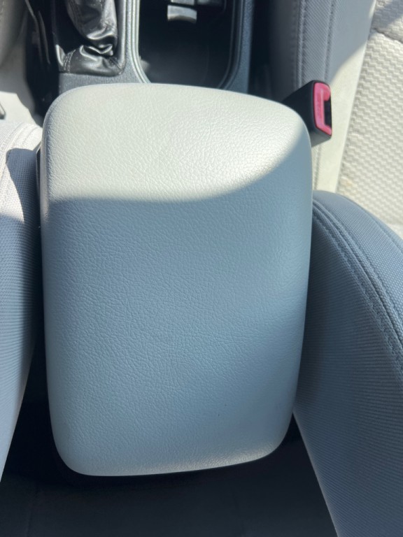 2014 Subaru Forester Image 35