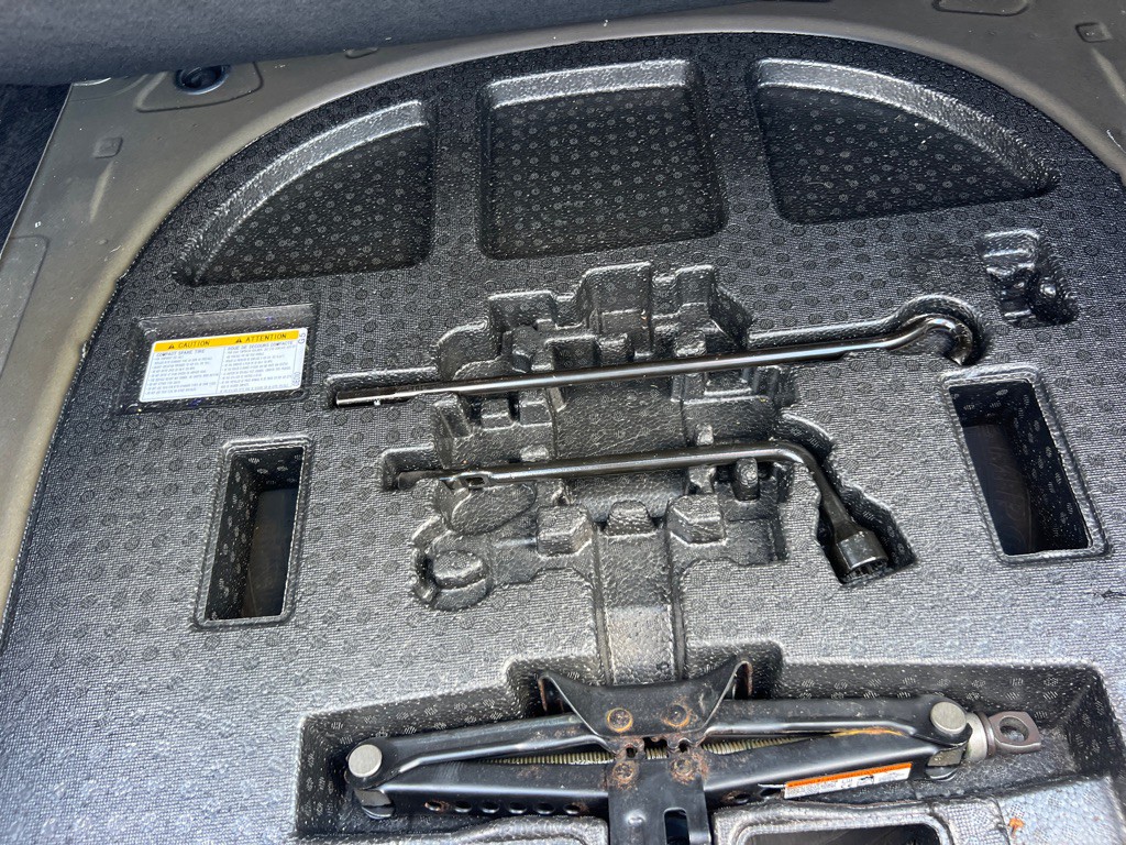 2019 Toyota Camry Image 23