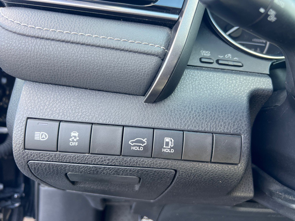 2019 Toyota Camry Image 27