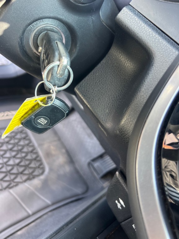2019 Toyota Camry Image 30