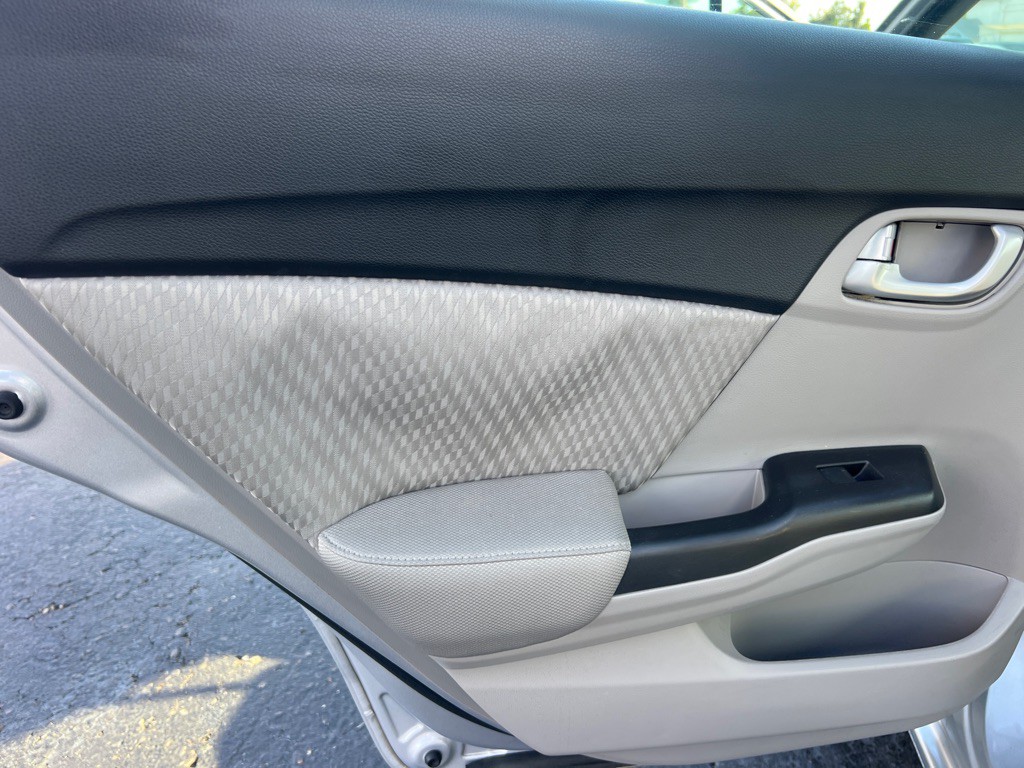 2014 Honda Civic Image 13